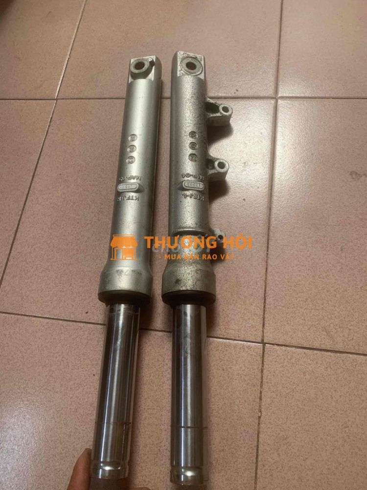 bán cặp phuộc trước Shi 150 Ý 2012 rin theo xe