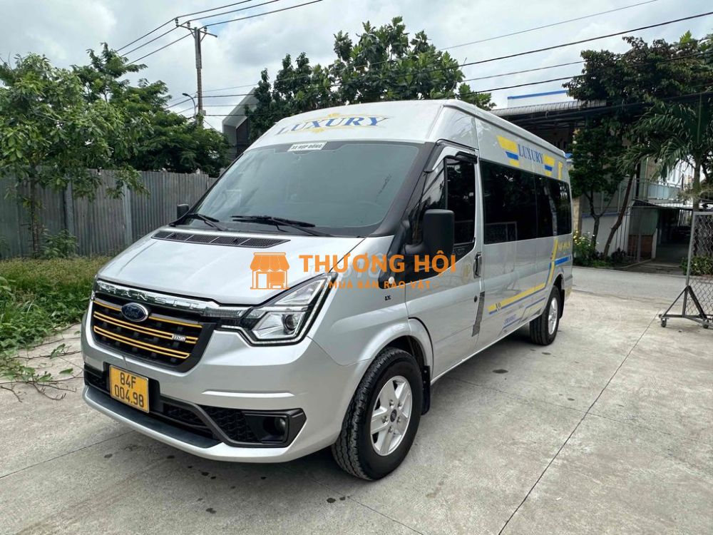 Ford Transit 2023 1chủ mua mới từ đầu