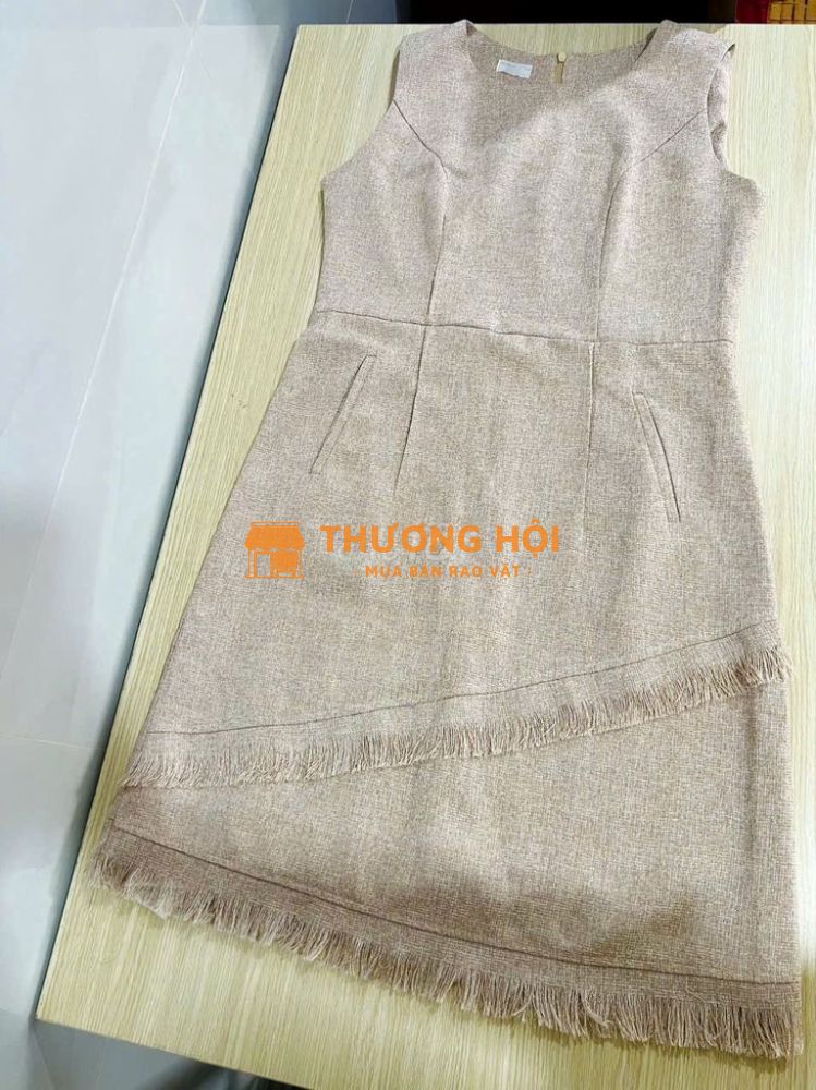 THANH LÝ RẺ VÁY TỰ THIẾT KẾ VÀ MAY RIÊNG, ĐẸP