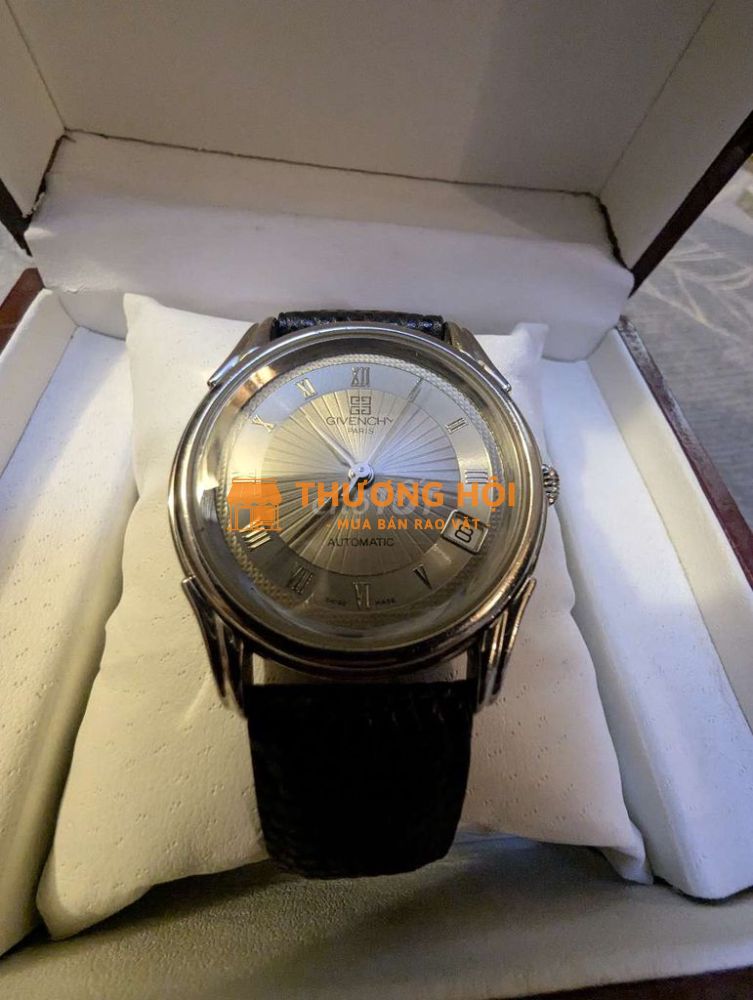 Đồng hồ Givenchy auto Swiss