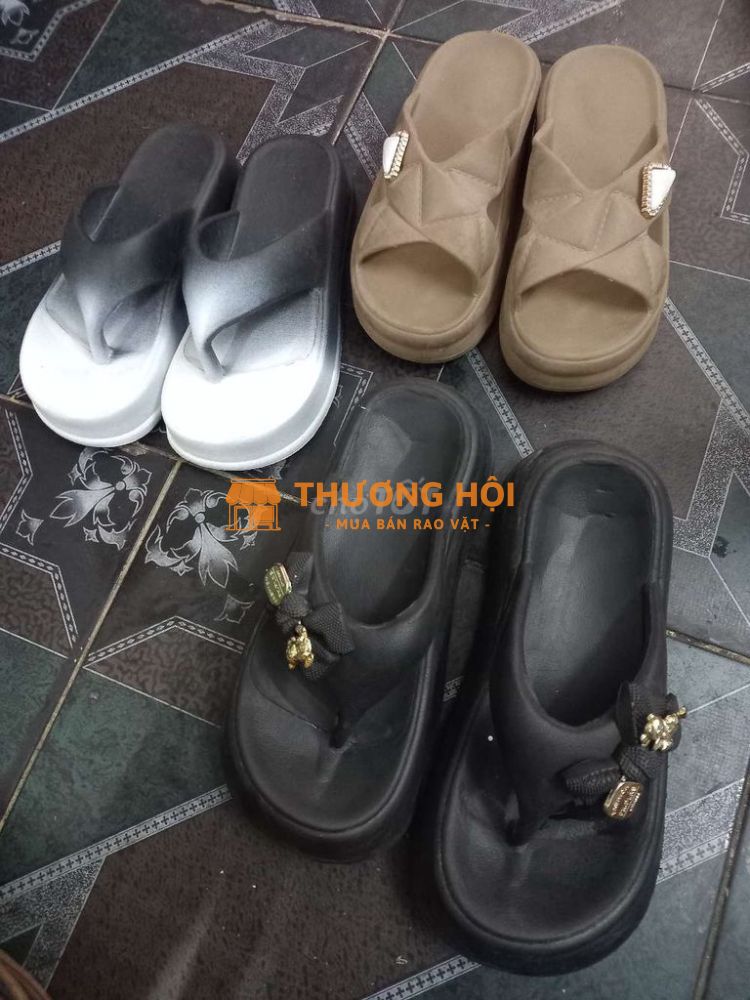 Dư pass rẻ combo 3 đôi dép bánh mì còn mới đẹp ạ