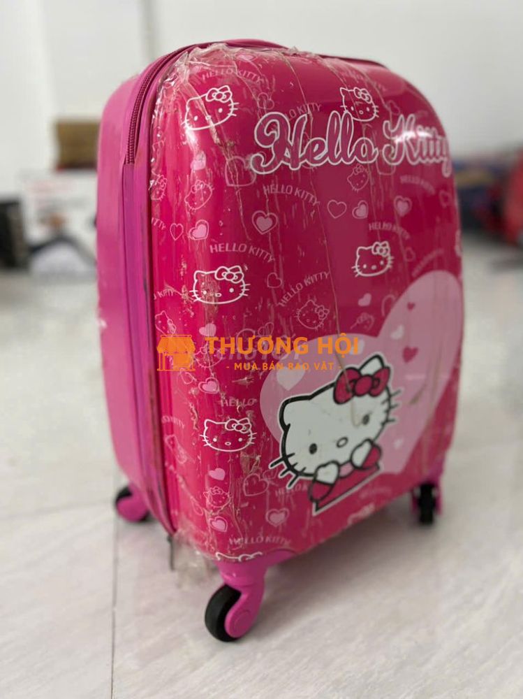 Vali Hello Kitty