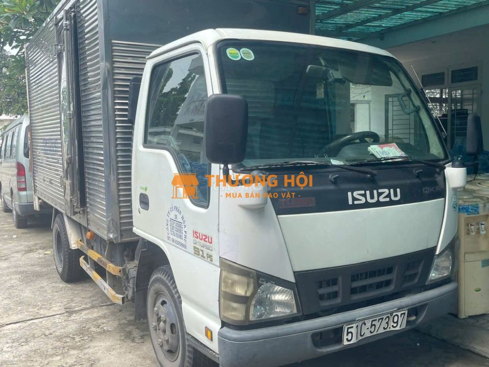 Thanh lý xe tải ISUZU QKR thùng kín, 1050kg