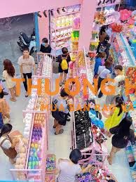 Cửa hàng cần người phụ kho và bán hàng