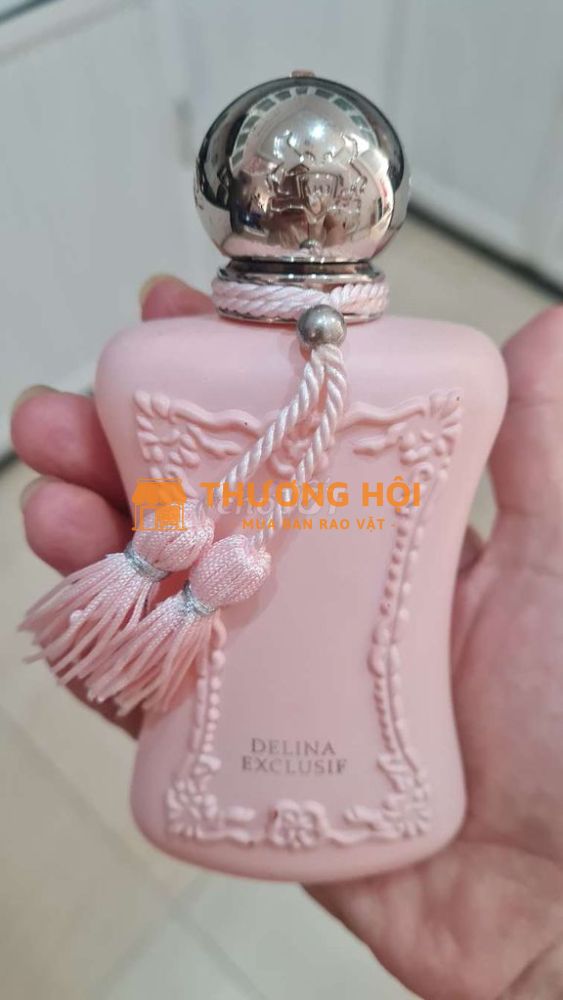 Nước hoa nữ lâu hương tốt