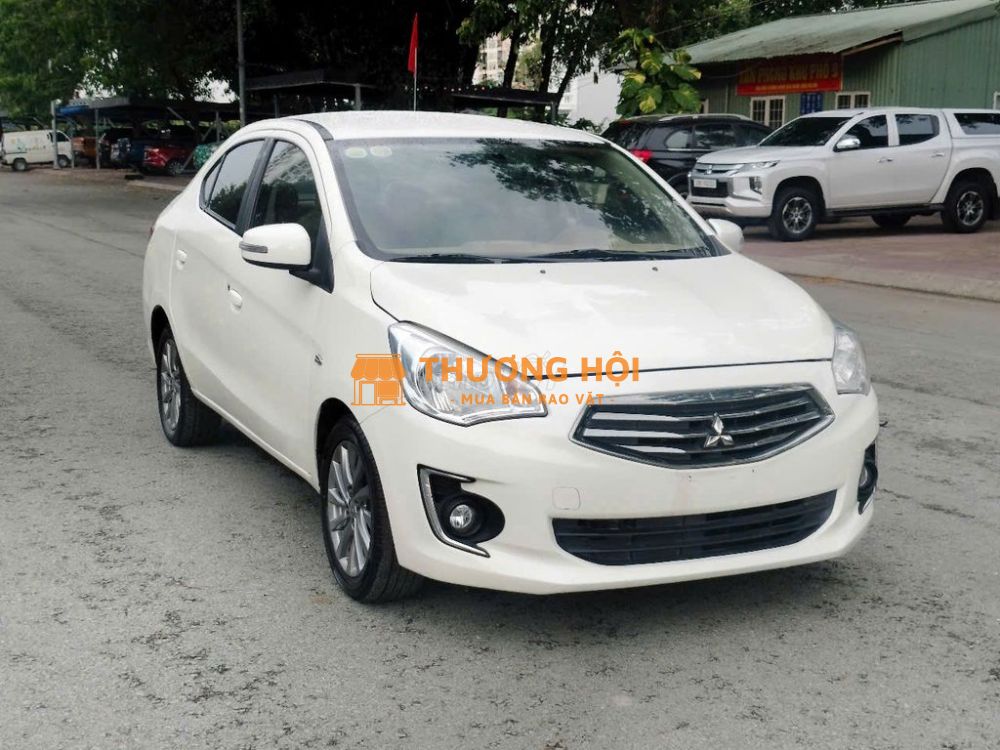 Mitsubishi Attrage 2016 1.2CVT - Trắng đẹp