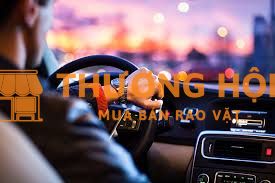 Công ty cần tuyển gấp tài xế xe 7 chỗ đưa đón Sếp