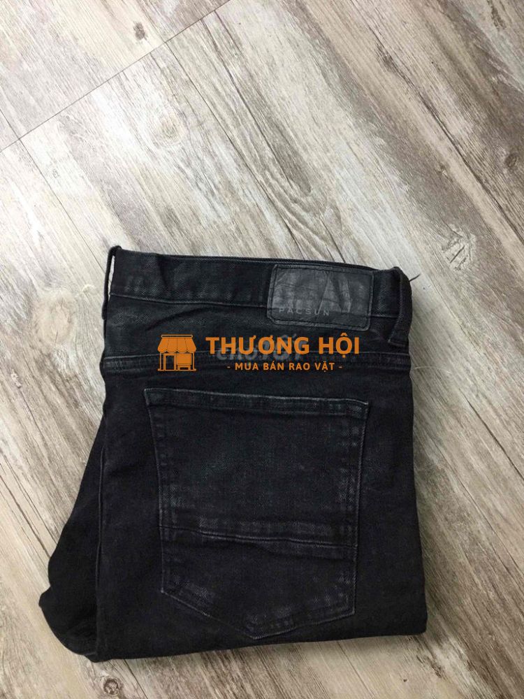 Pacsun. Mỹ 🇺🇸. size. 36. skiny ôm