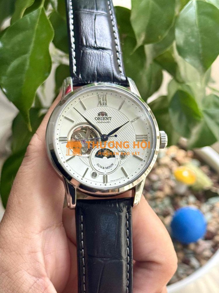 orient sun moon gen 4. fullbox likenew. rat mới