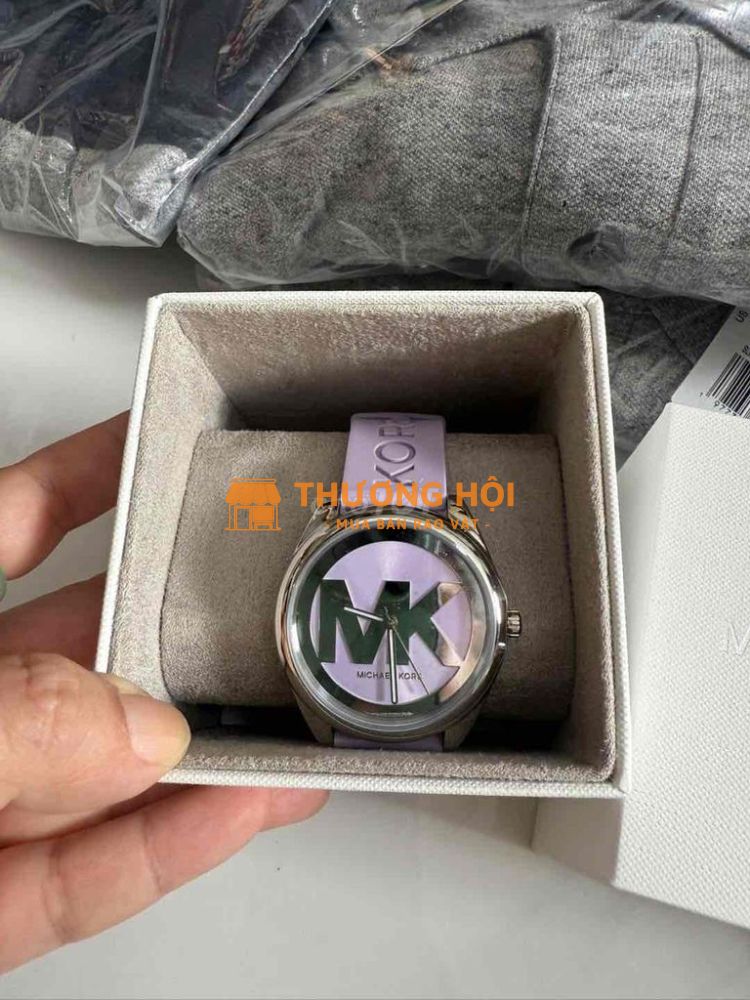 Dong ho MK Nu