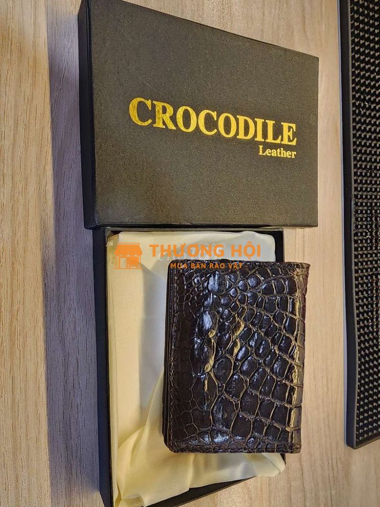 Ví da cá sấu nhỏ