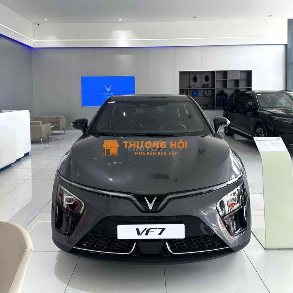 VinFast VF7 2025 Plus