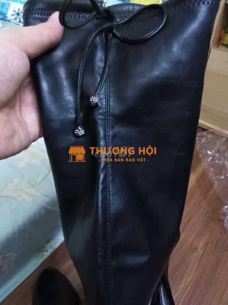 Giày bốt cổ cao nữ hiệu