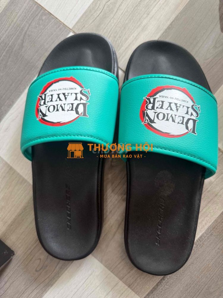 dép SKECHERS size9 mới 100%