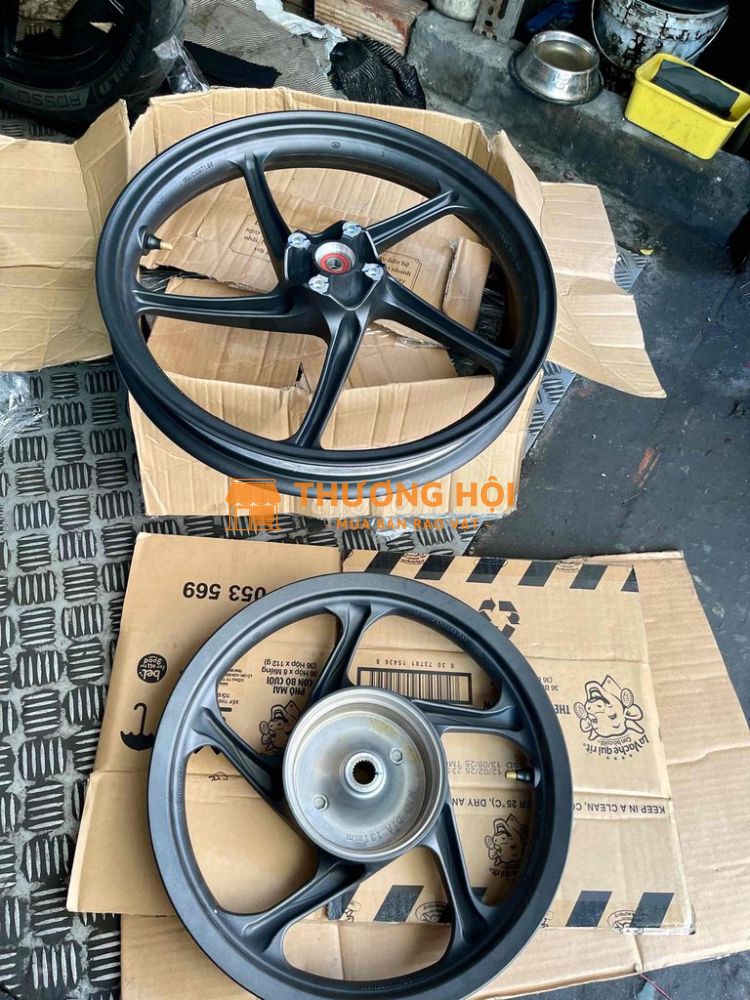 mâm vision bản thể thao