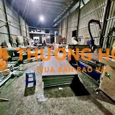 TUYỂN THỢ MỘC CN: 1 THỢ + 2 PHỤ- Hoà Khánh
