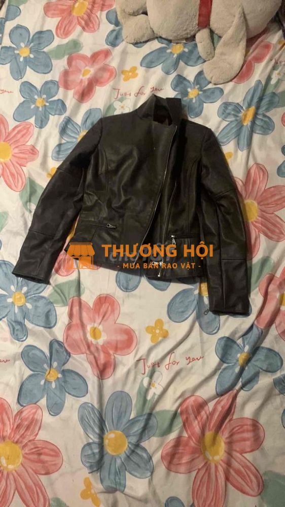 bán áo da bò thật , chưa mặc lần nào