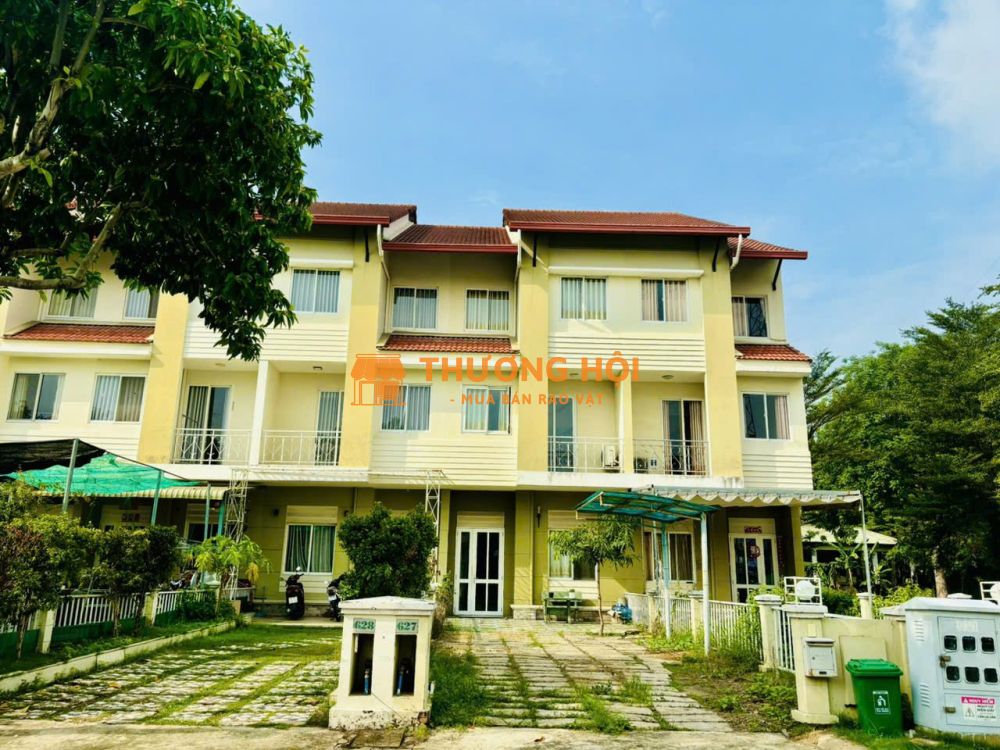 Bán nhanh giá rẻ biệt thự liền kề 150m2 Oasis Thuận An, Bình Dương. Sẵn sổ - lời ngay khi mua