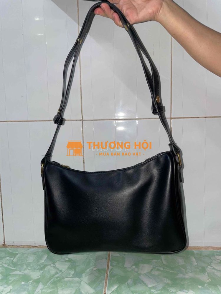 em bán 2 túi còn mớii