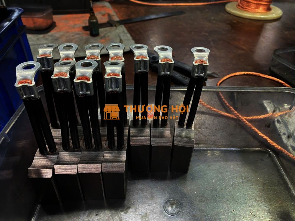 BÁN CHỔI THAN CÔNG NGHIỆP CHẤT LƯỢNG CAO - GIẢI PHÁP TỐI ƯU CHO ĐỘNG CƠ ĐIỆN