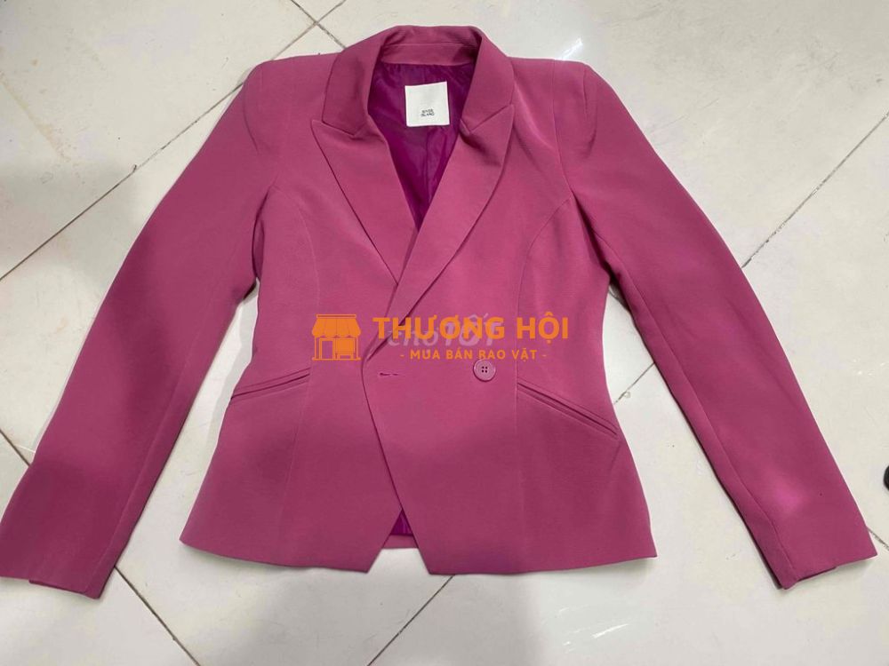 Pass áo khoác vest hiệu River Island USA mới 95%