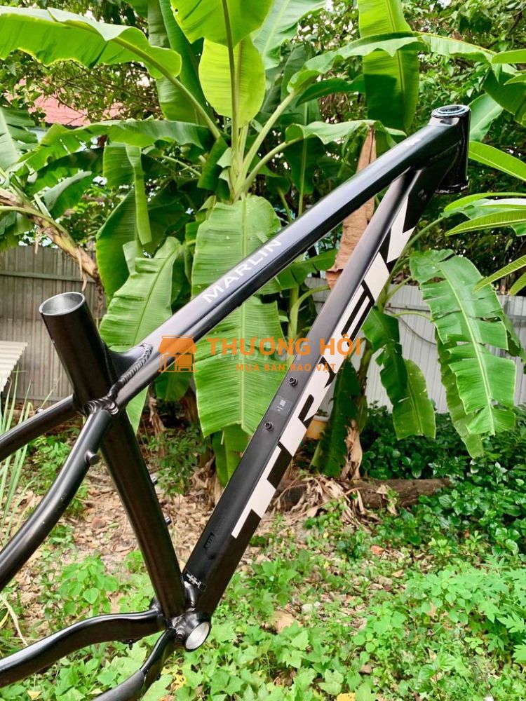 Khung sườn xe đạp Trek Marlin như mới, chính hãng