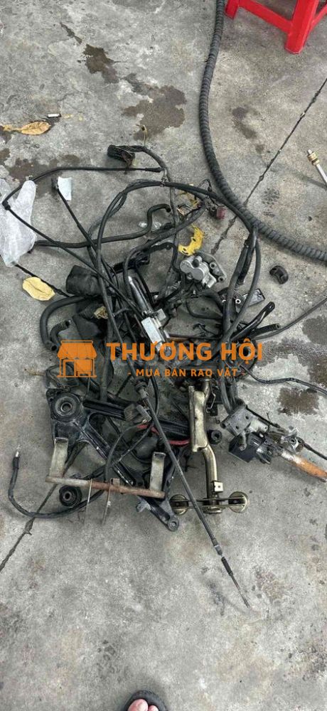 cần thanh lý phụ tùng nguyên chiếc sh ý 2005