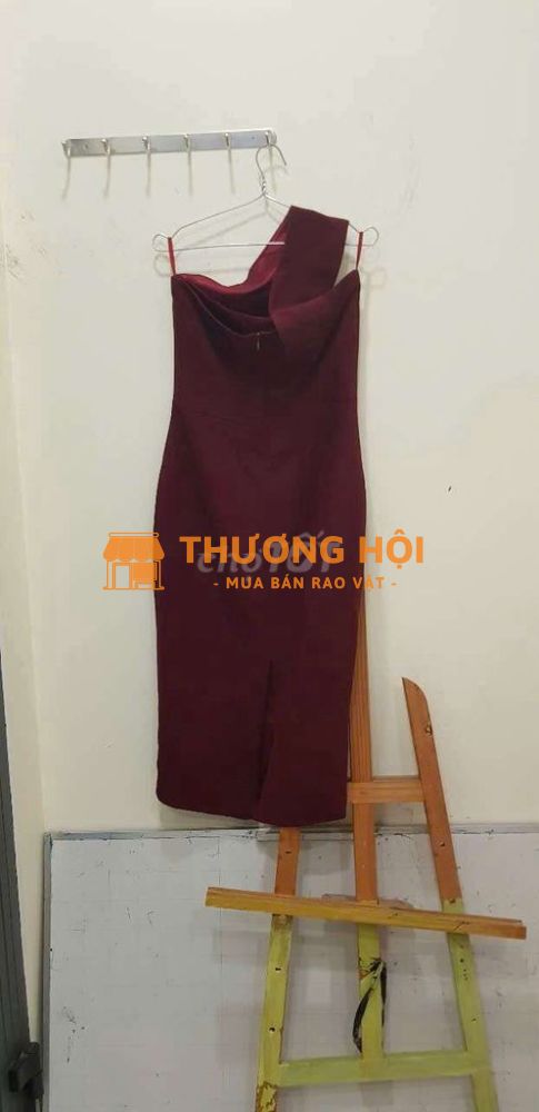 Thanh lý đầm thiết kế Lyla Tran màu đỏ