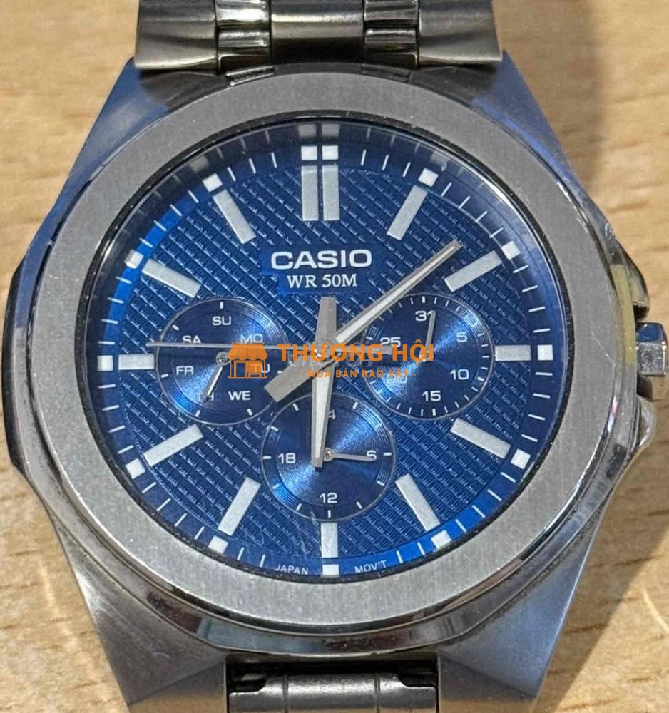 Đồng hồ Casio mặt xanh