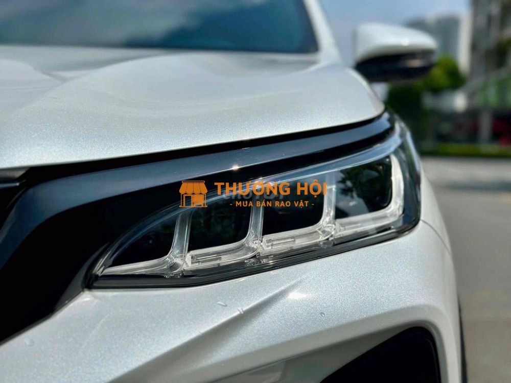 Toyota Fortuner 2025 Legender 2.4L 4x2 AT - 1900KM