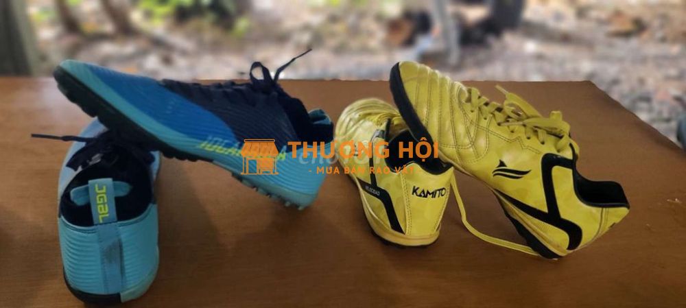 Giầy đá bóng size 38