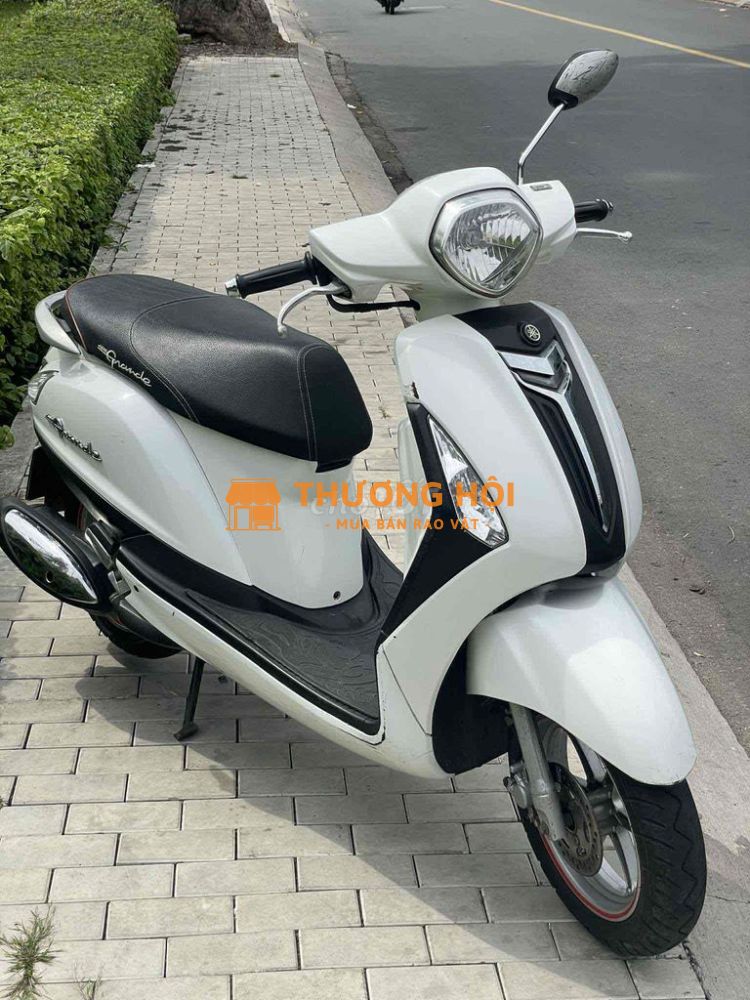 Xe tay ga Grande 125cc 30/10/2014 Trắng rất đẹp