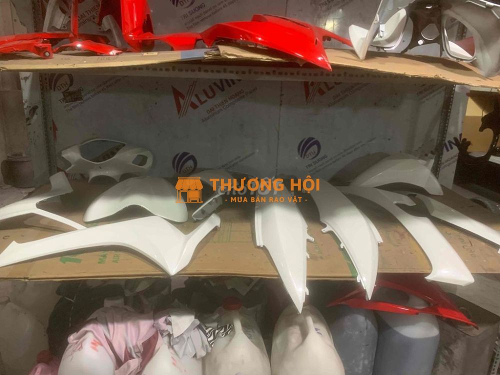bán áo vision 110 Fi trắng 2013 bstp áo rin đẹp