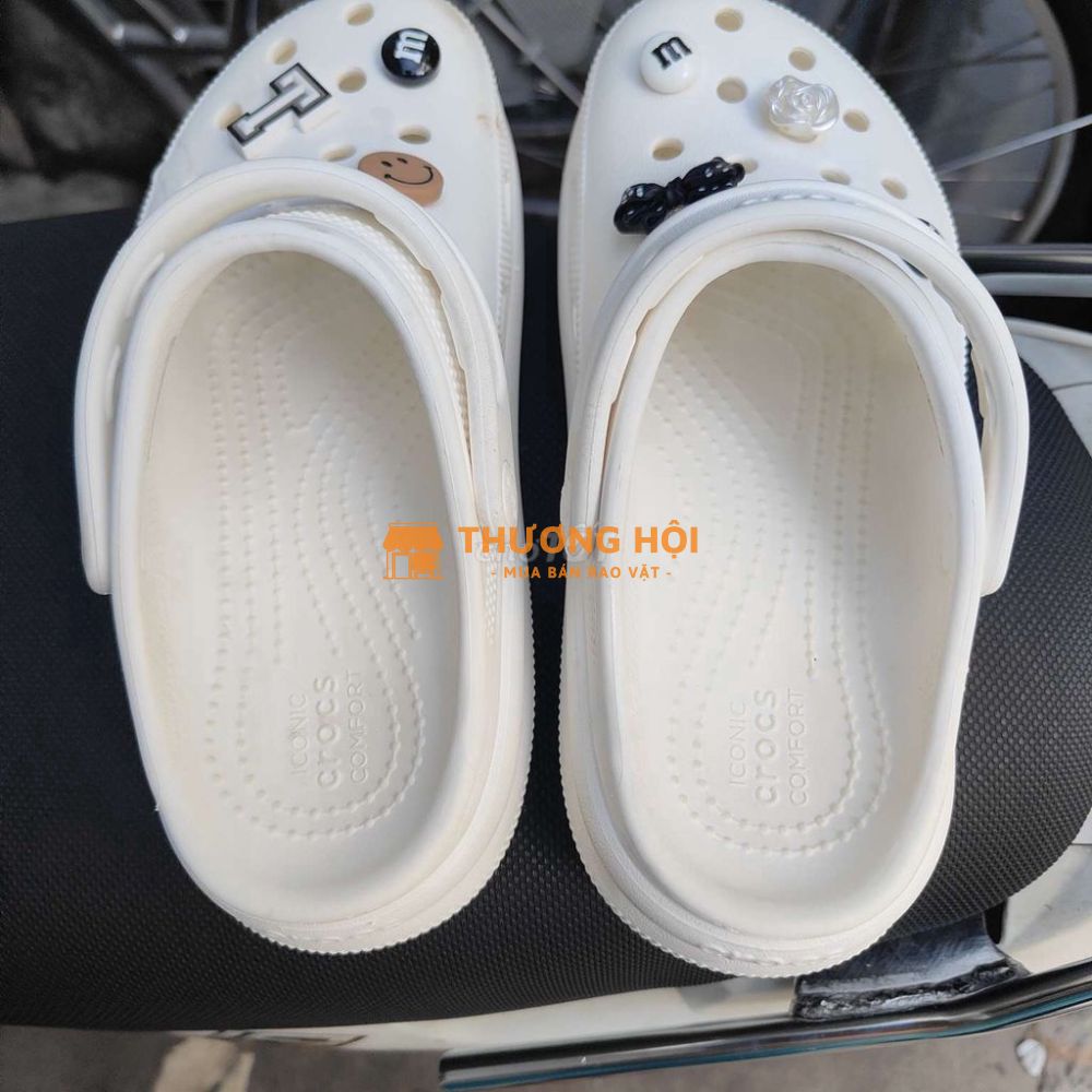 Bán dép Crocs xịn mua 1.2tr