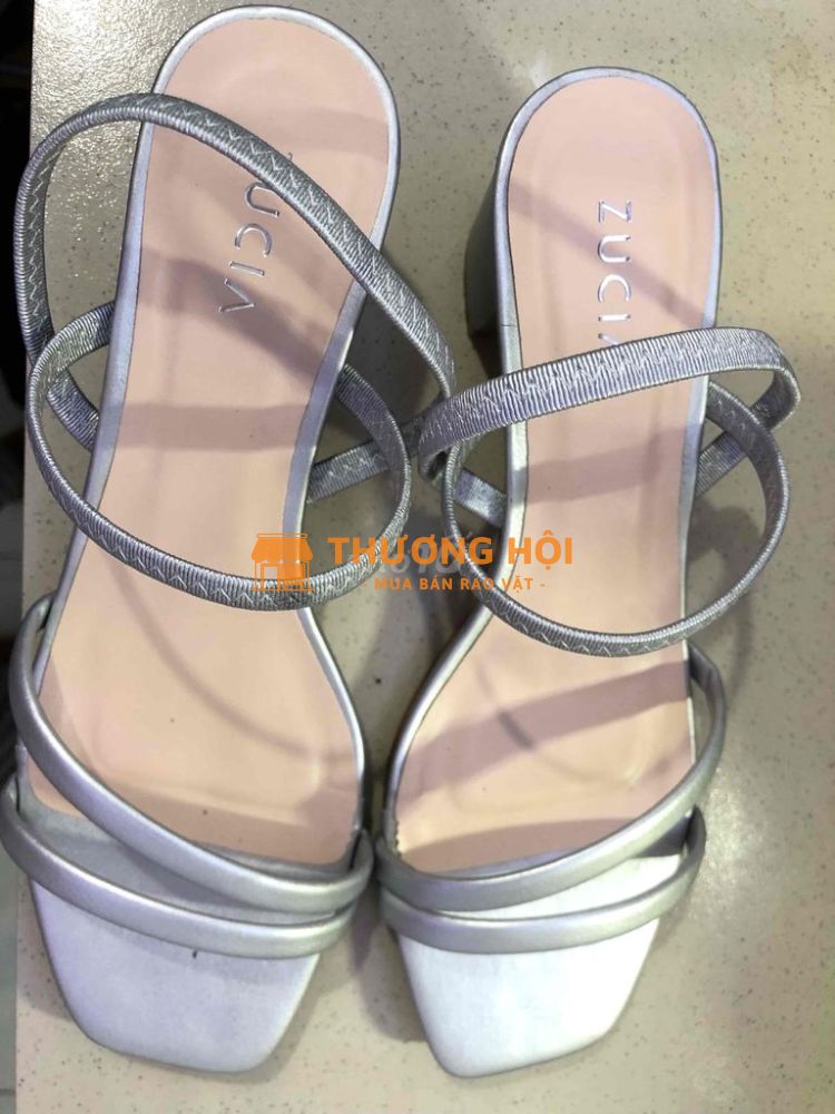 Sandal cao gót Đông Hải