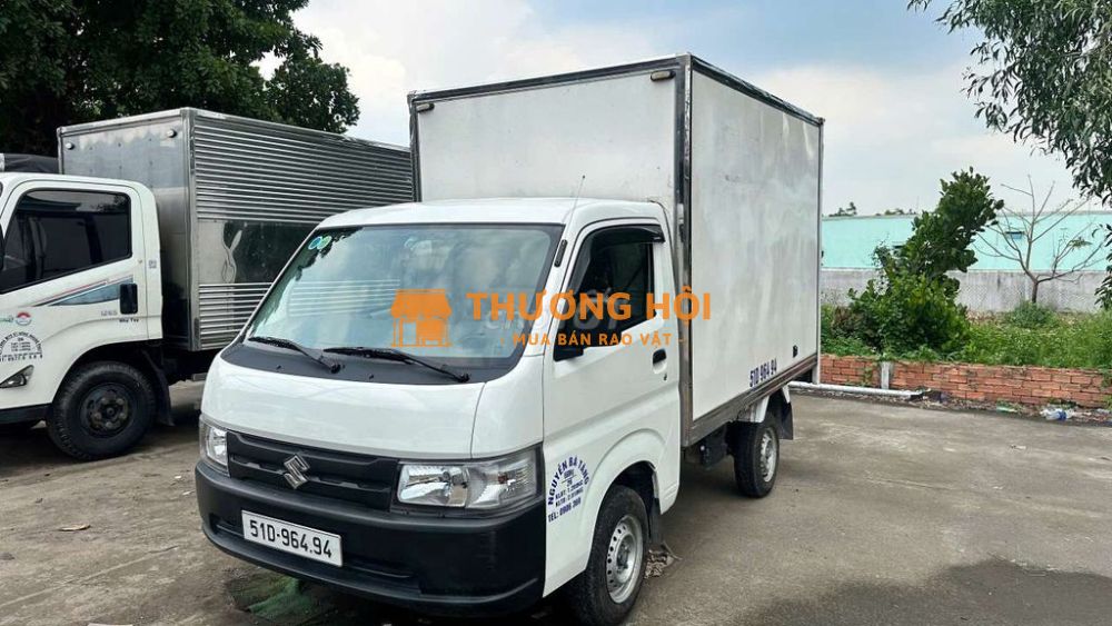 BÁN GẤP Suzuki 700 kg đời 2024 thùng kín 2m7