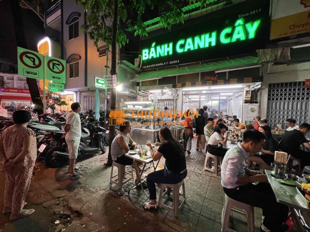 Tuyển Phụ Bếp - Phục vụ quán ăn , Bao Ăn Ở !!!