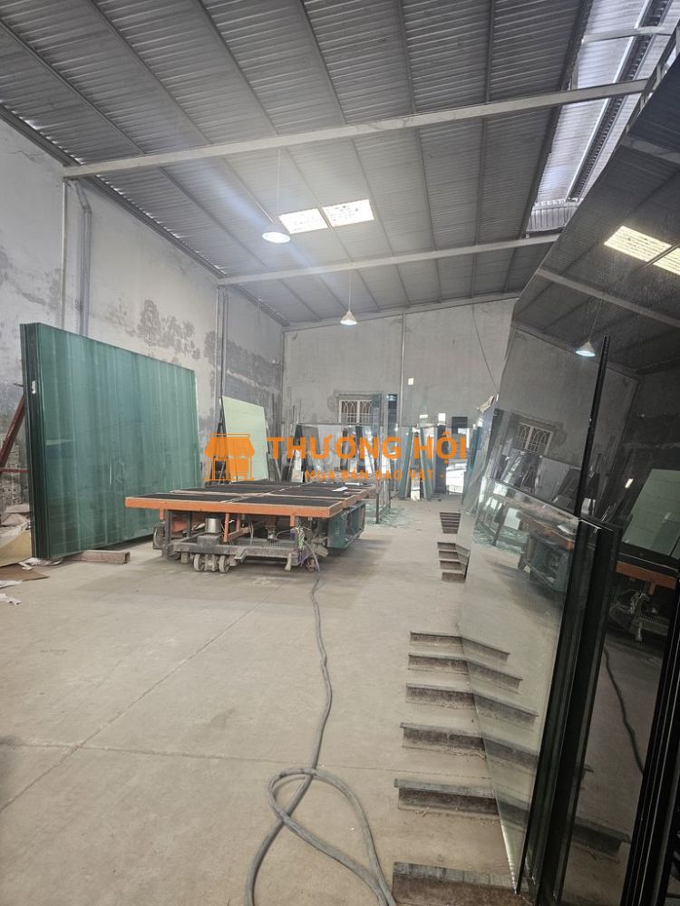 Kế toán bán hàng+ Thợ cắt kính