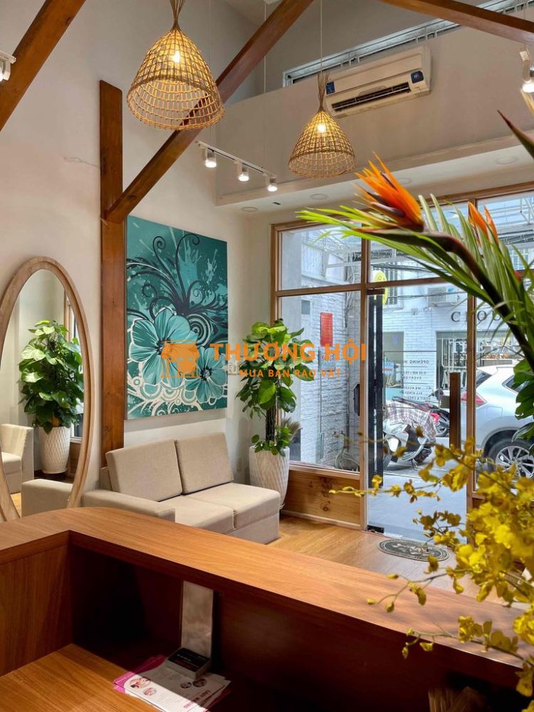 Tuyển KTV Spa nữ không Y/C tay nghề