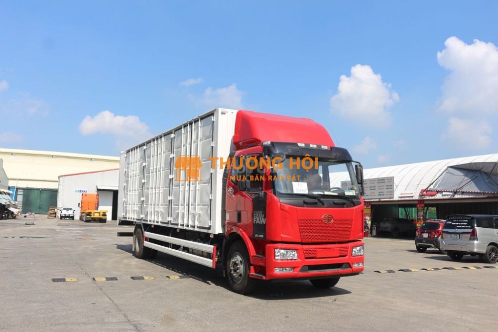 CHỈ HƠI 200TR SỞ HỮU XE TẢI FAW THÙNG SIÊU DÀI 9M7