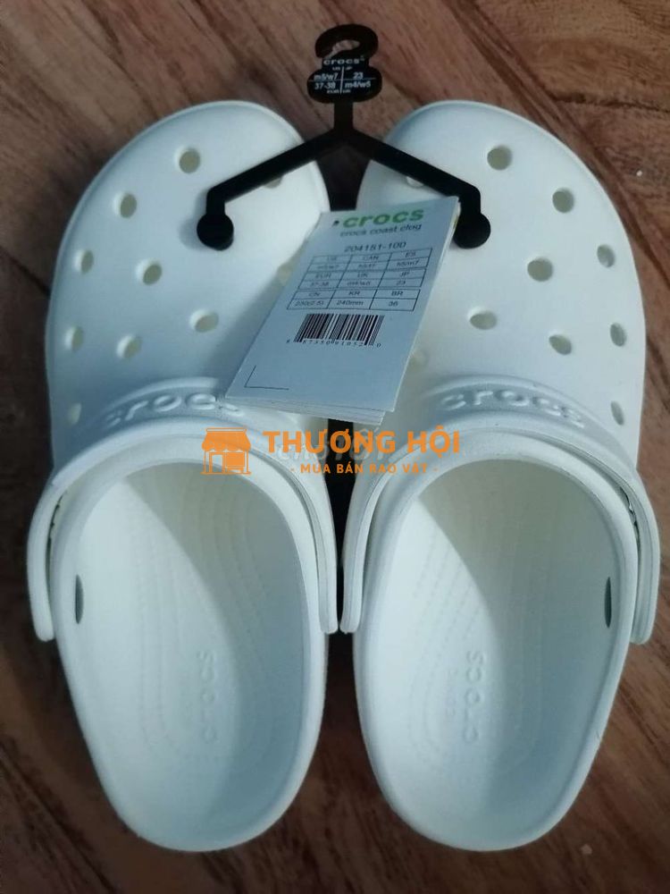 Giày lười clog unisex Crocs Coast