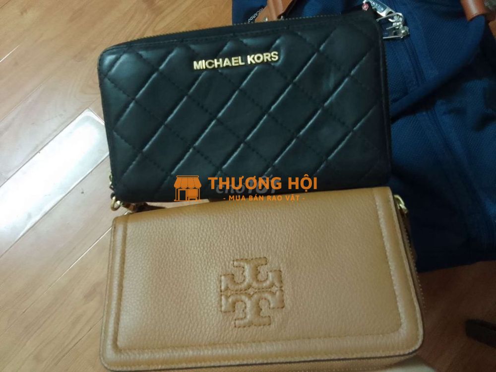 Thanh lý ví dài cầm tay hiệu
