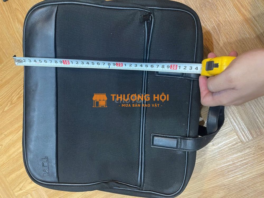 TUMI Vali Pilot nhỏ gọn