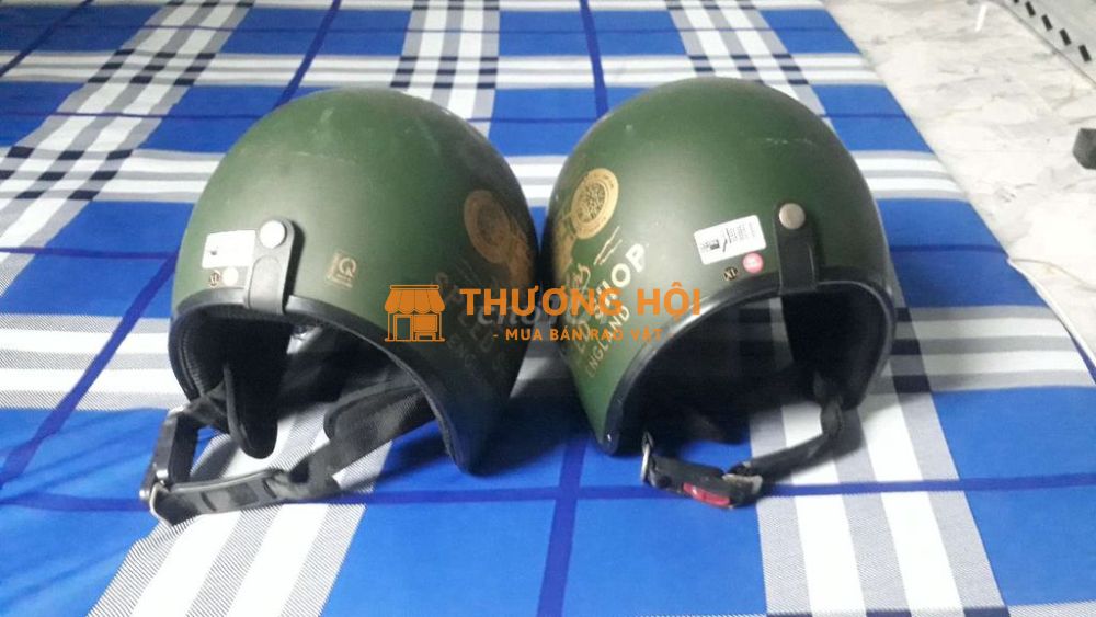 Cặp nón bảo hiểm