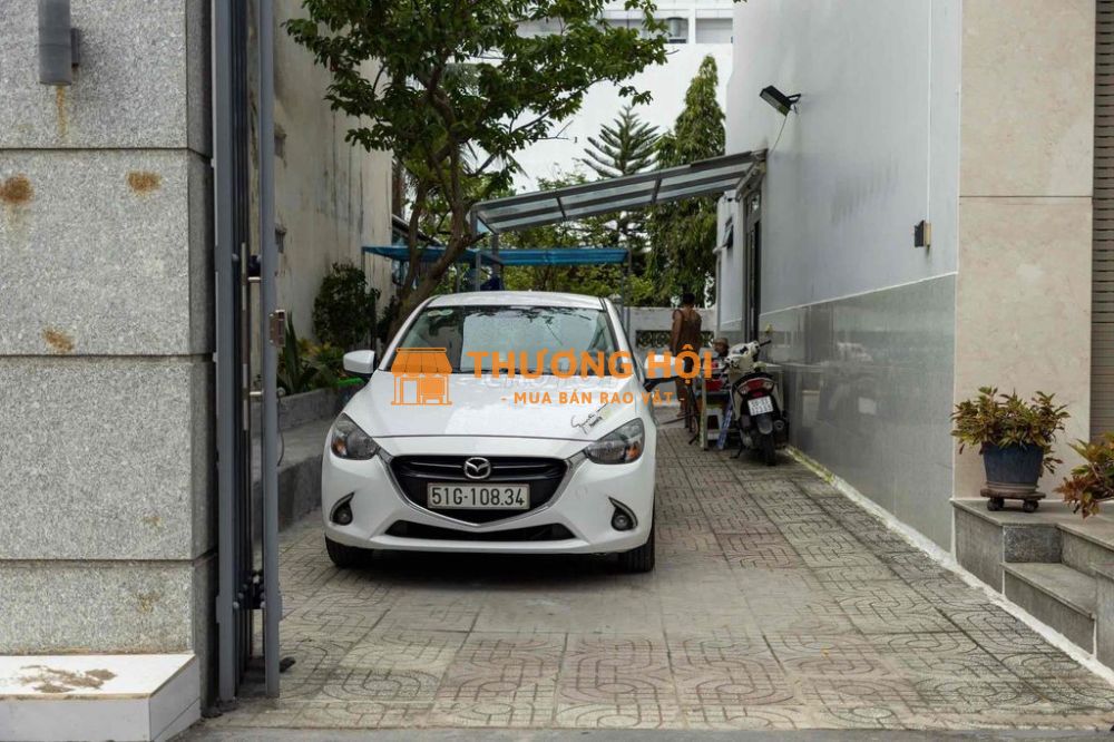 Mazda 2 2017 1.5 AT Sedan - 145000 km