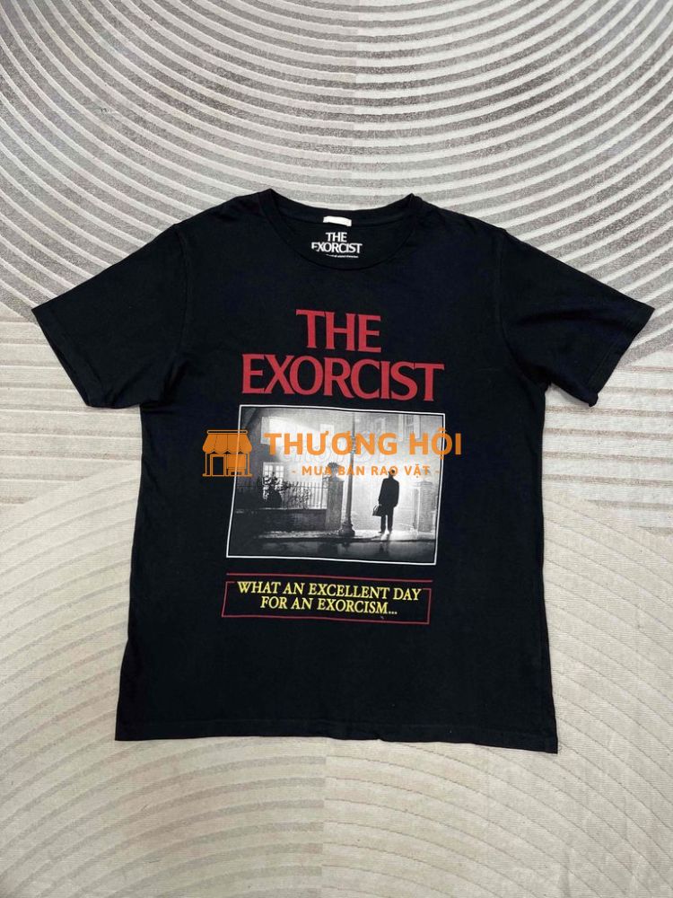 Phông Gu size L Số đo: ngực 53, dài 70 Giá: 170k