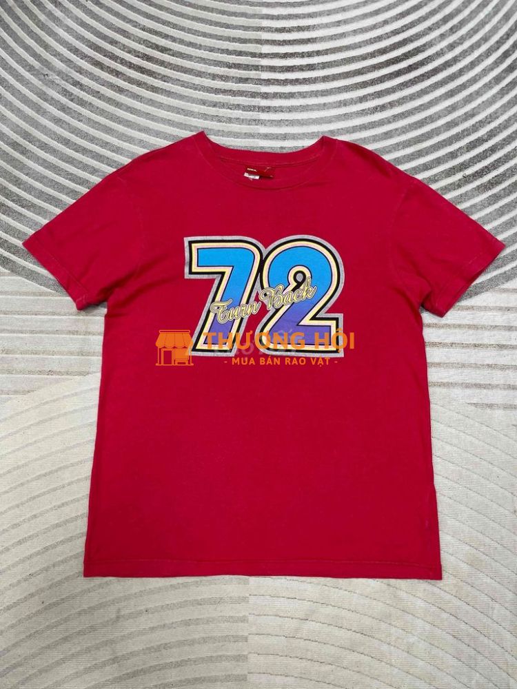 Phông Edwin size M Số đo: ngực 50, dài 67 Giá: 150