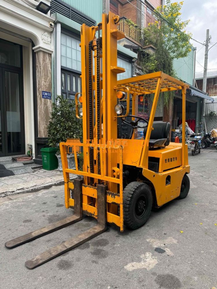 XE NÂNG TCM KHUNG CAO 4M