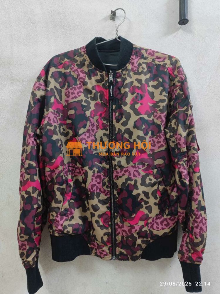 Áo Bomber Converse