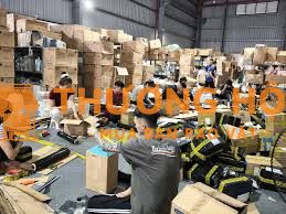 Tuyển dụng nhân viên đóng gói, kiểm hàng, phụ kho